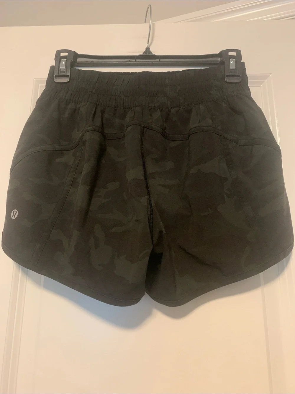 Lululemon Olive Green Camo Track That Shorts Sz 6, some signs of wear pictured